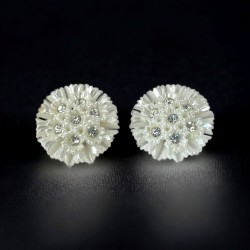 Vintage Pearlized Plastic & Clear Rhinestones Flower Clip-on Earrings