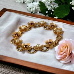Vintage Floral Dark Amethyst Rhinestones & Faux Pearls Gold Tone Link Bracelet