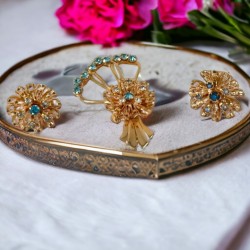 Vintage Aqua Rhinestones Floral Bouquet Brooch & Earrings Jewelry Set