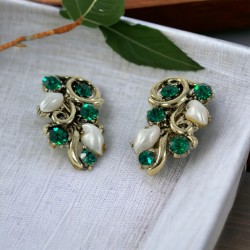 Vintage Lisner Emerald...
